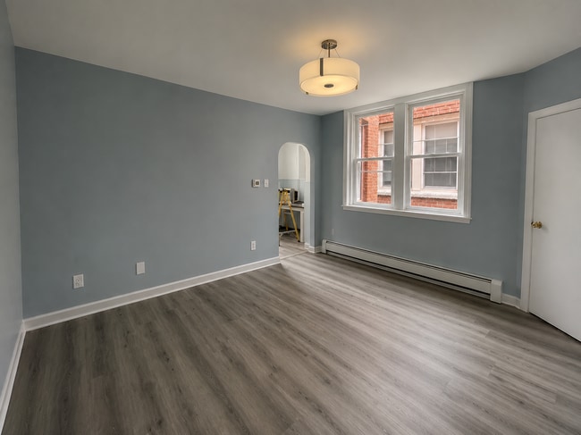 339 Valley St Unit 1