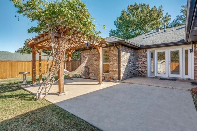 Photo - 700 Stoneybrook Dr Casa