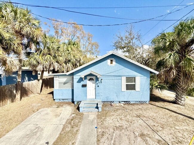 Photo - 1914 31st St S