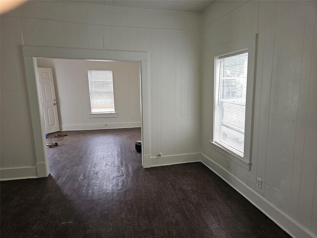 Photo - 2118 Elysian St