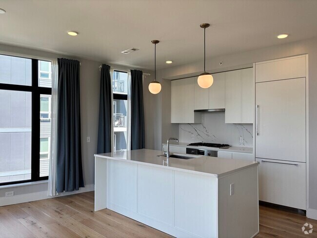 Building Photo - 191 Washington St Unit 725 Rental