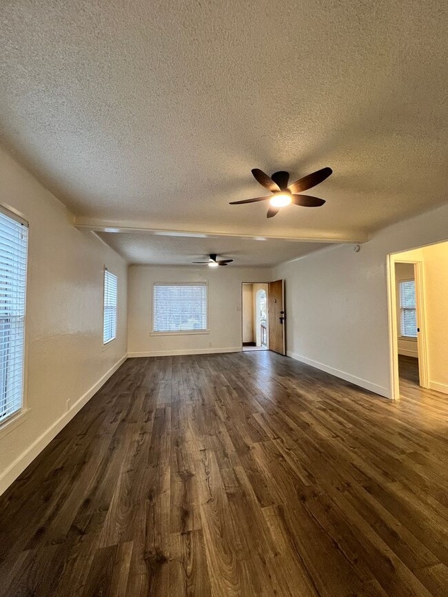 Photo - Coombs Unit 232 Coombs