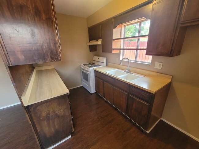 Photo - Single-Story 1-Bedroom Apartment in Yucaipa! Unit 34726 1/2