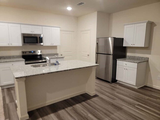 Photo - 6085 Majestic Crk Trl