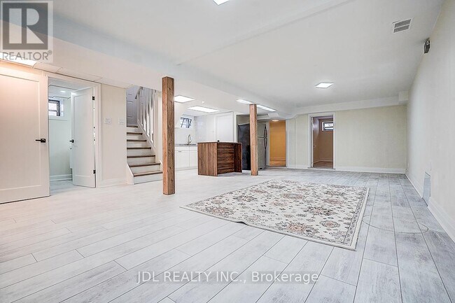 Photo - 15 Crossburn Dr