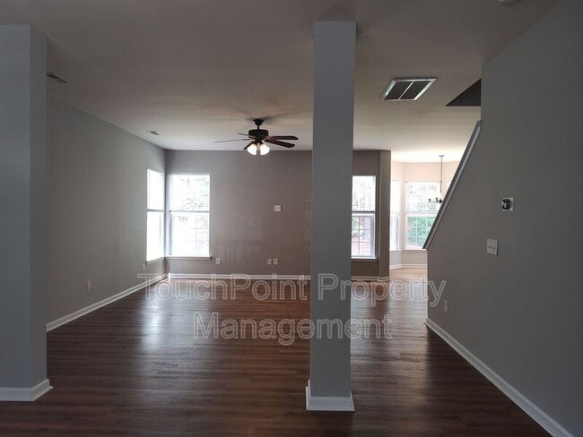Photo - 16121 Long Talon Way