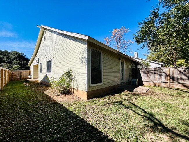 Photo - 9303 Kempler Dr Unit B