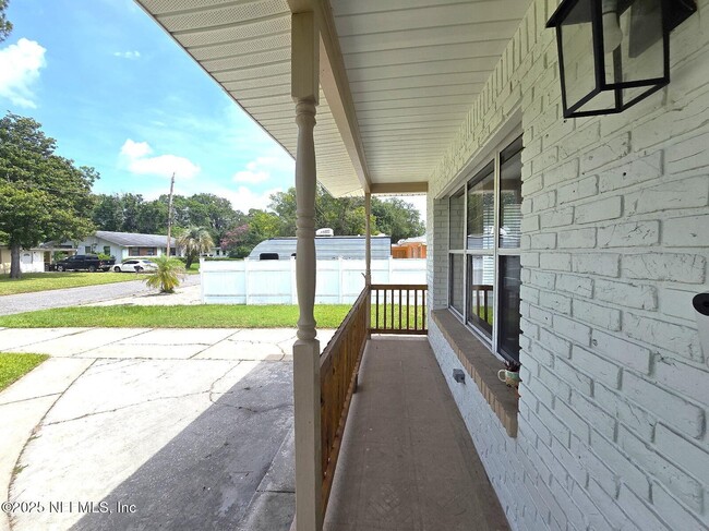 Photo - 5141 Batley Rd