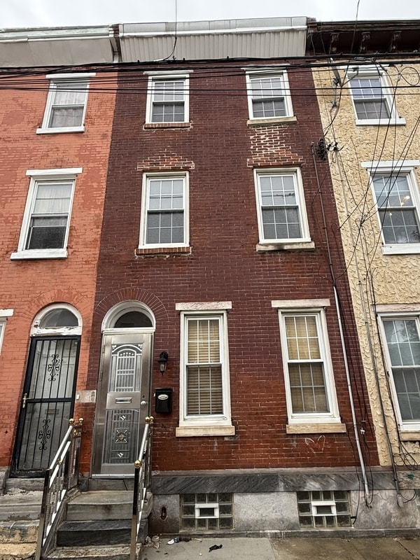 Photo - 925 N 28th St
