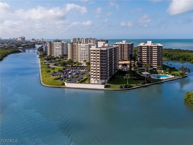 17 Bluebill Ave Unit 903