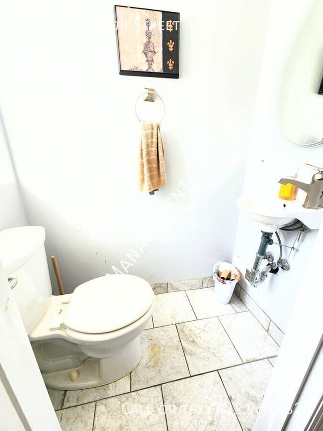 Photo - 6533 Rosemoor St