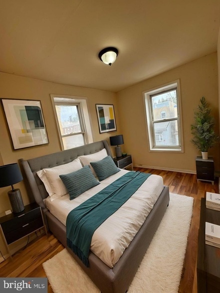 Photo - 521 E Westmoreland St