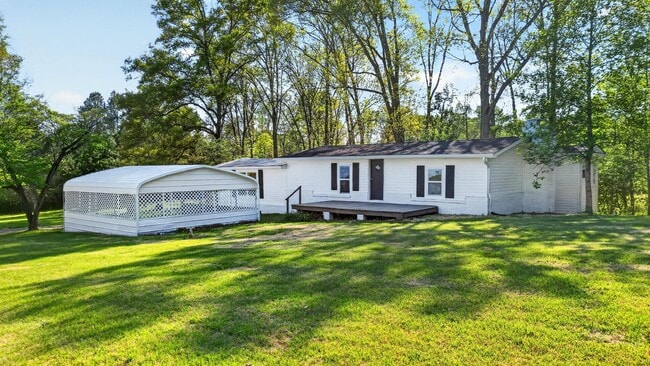 Photo - 155 Bradford Ln