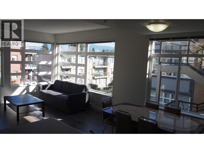 5692 Kings Rd Unit 310