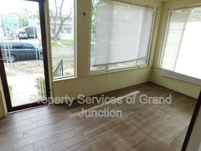 Photo - 930 Ouray Ave