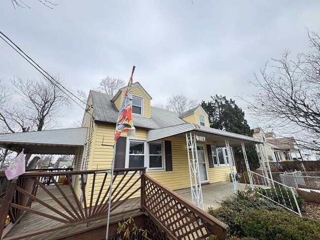 Photo - 316 Holy Cross Rd