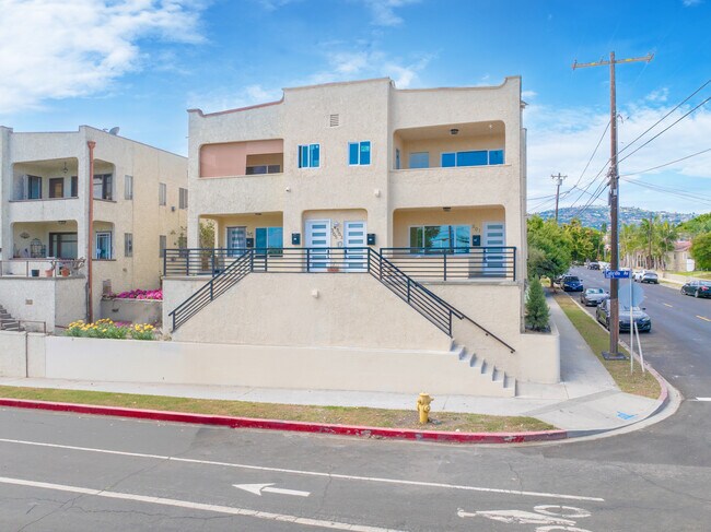 Photo - 301 S Cabrillo Ave