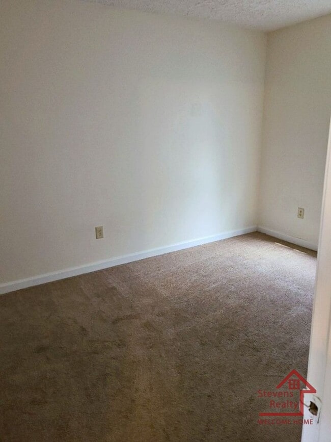 Photo - 220 Dogwood Pointe Dr