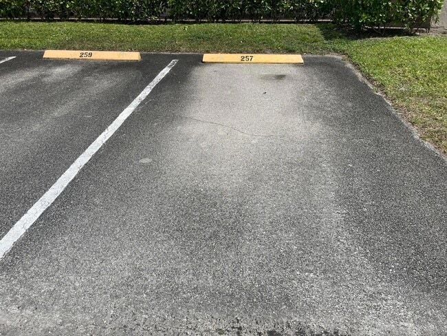 Photo - 770 Lori Dr Unidad 257