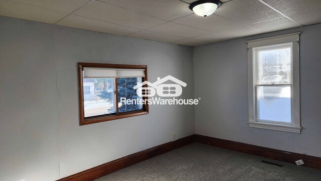 Photo - 227 S Grant St