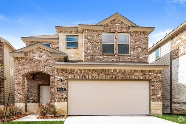 Building Photo - 7911 Fijian Cypress Dr Rental