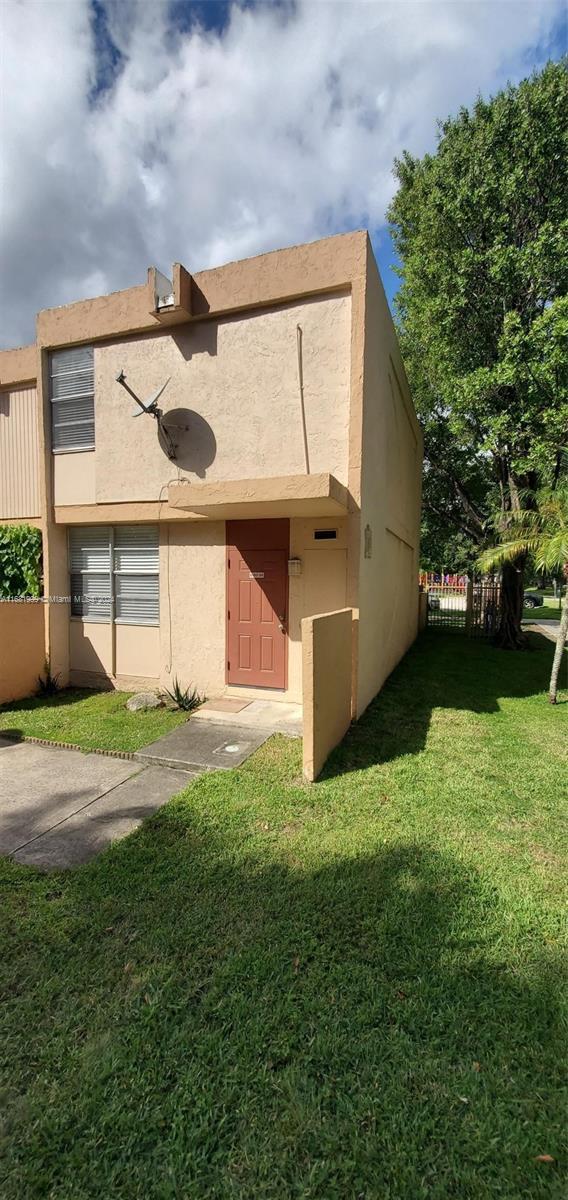 Photo - 6100 SW 68th St Condominio Unidad 58