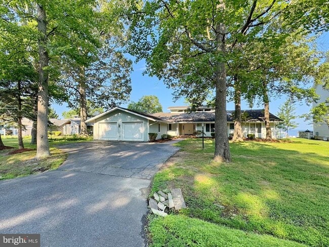 Photo - 11470 Mohawk Ct House