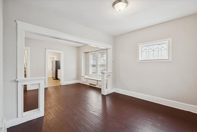 Photo - 2302 Saratoga Ave