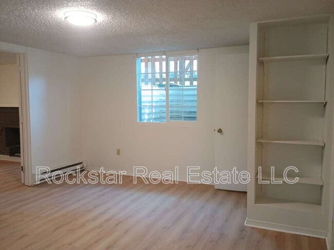 Photo - 1739 W Tenth Ave