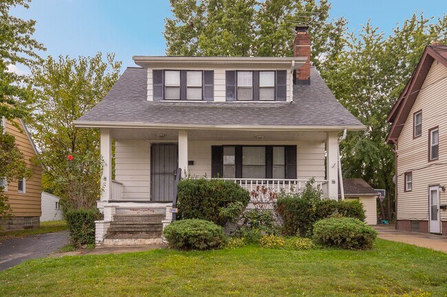 Building Photo - 3 Bedroom/2 bath Single House!! Euclid!!!