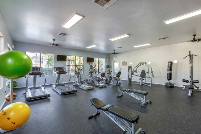 Photo - CentrePoint Apartment Homes