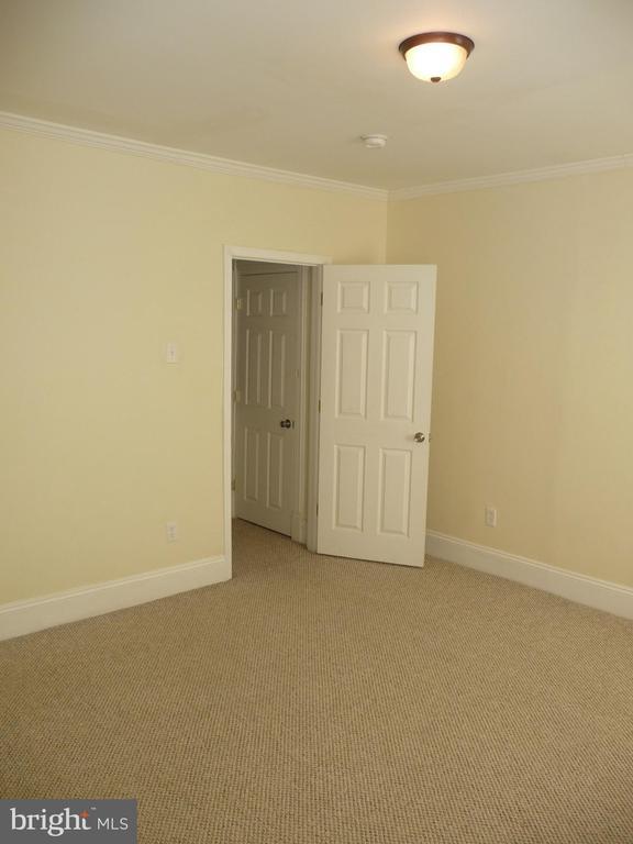 Photo - 661 N 33rd St Unit 2