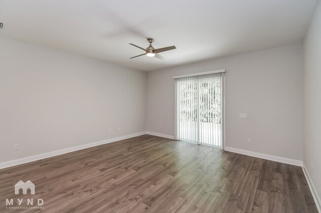 Photo - 455 Brentwood Ct