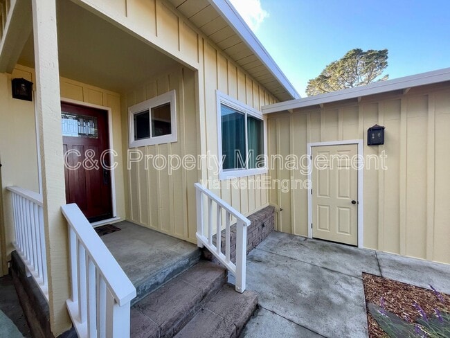 Building Photo - 1319 Miles Ave Rental