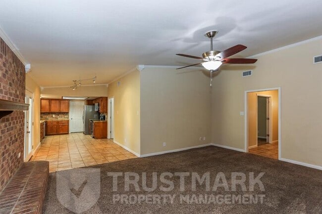 Photo - 2801 Reed Ln