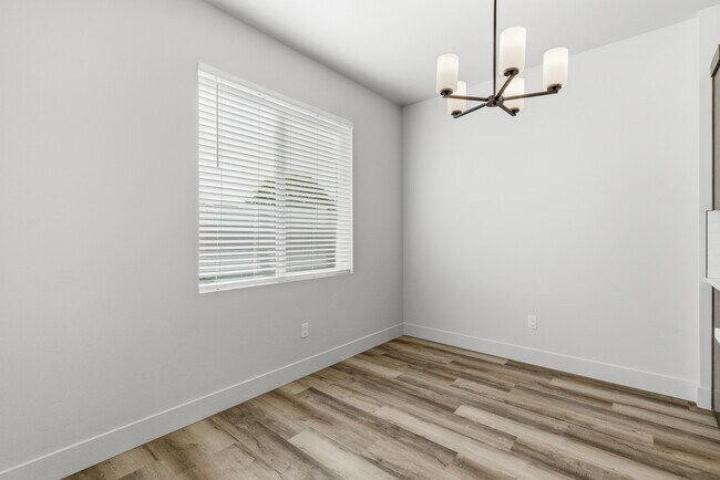 Photo - 4711 Highgarden Wy