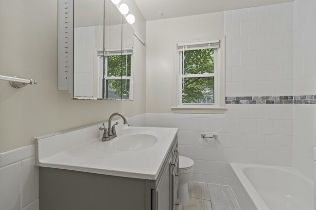 Photo - 4711 Norwich Rd