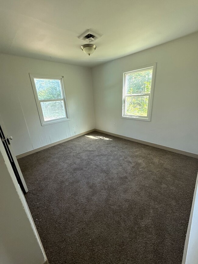 Photo - 430 SE 36th St