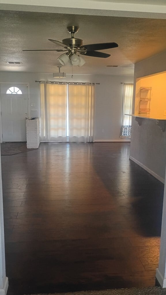 Photo - 312 McKnight Dr