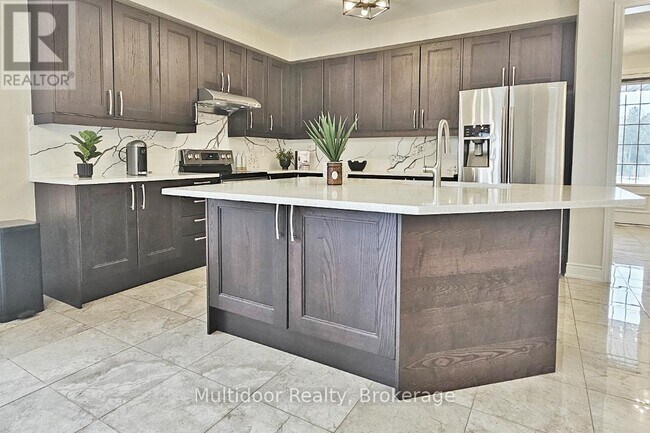 Photo - 16 Vivian Creek Rd