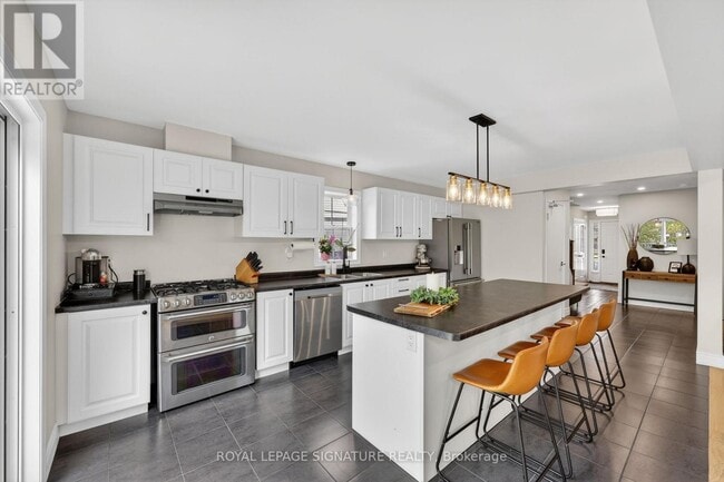 Photo - 340 Wild Rose Dr