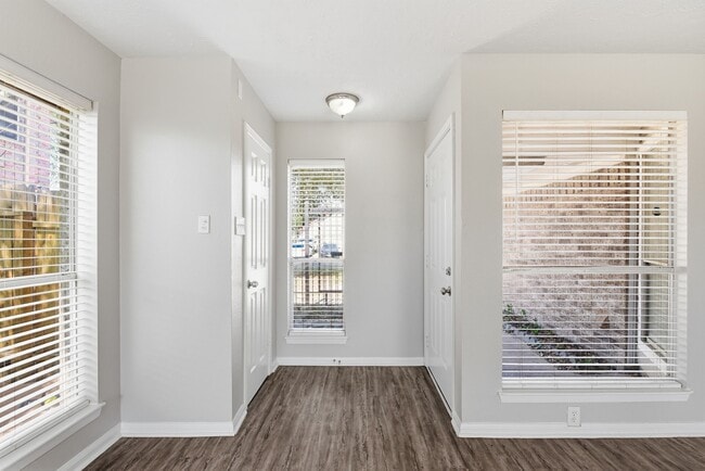 Photo - 3643 Storm Creek Dr