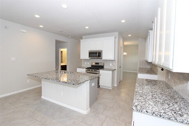 Photo - 1303 Keaton Ct