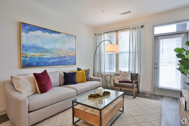 2BR, 2BA