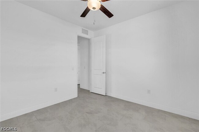 Photo - 526 NW 9th St