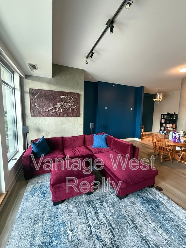 Photo - 1329-1329 Ellis St