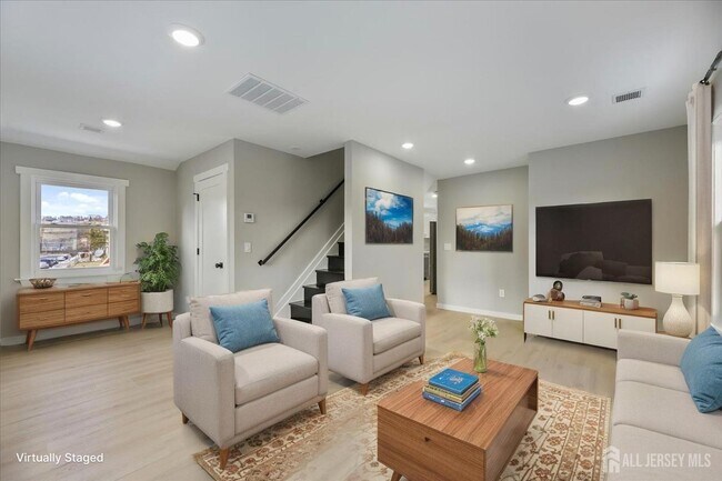 Photo - 143 Johnston Ave Unit 2