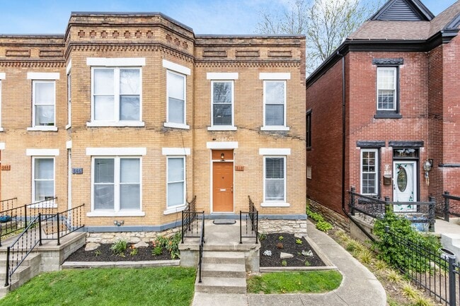 Building Photo - 844-848-848 Oak St Rental