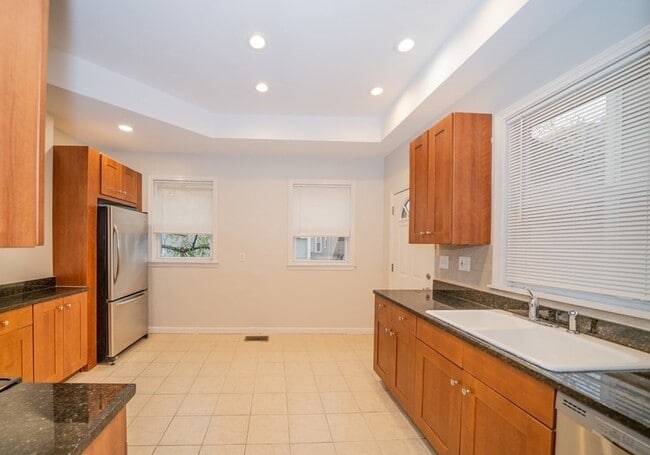 Photo - 32 Channing St