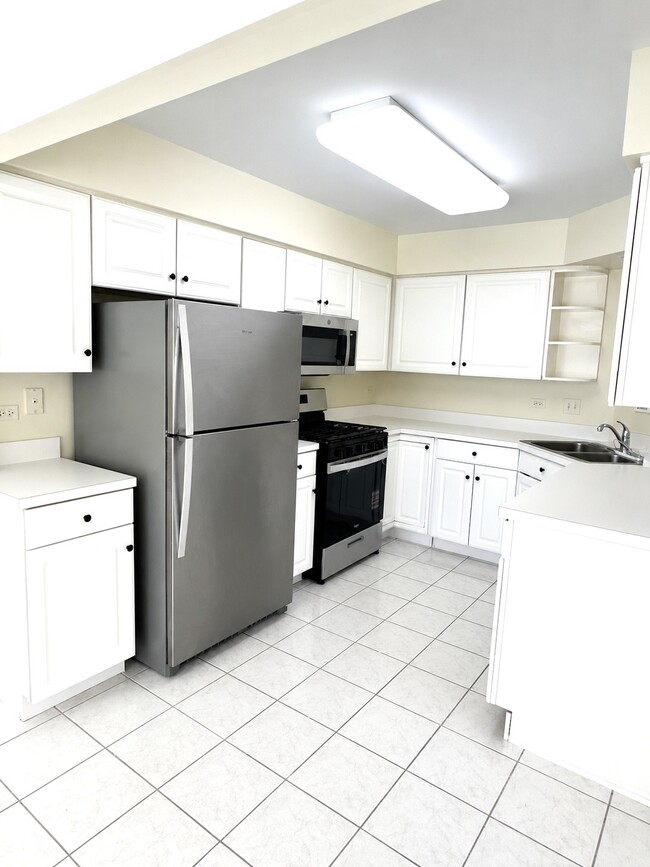 Photo - 1329 Newport St